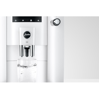 JURA E4 Piano White EUR 739,- en gratis proefpakket nu scherp geprijsd